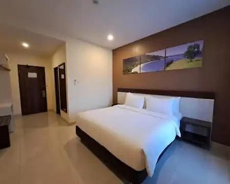 Hotel Simfony Alor Kalabahi Exterior photo